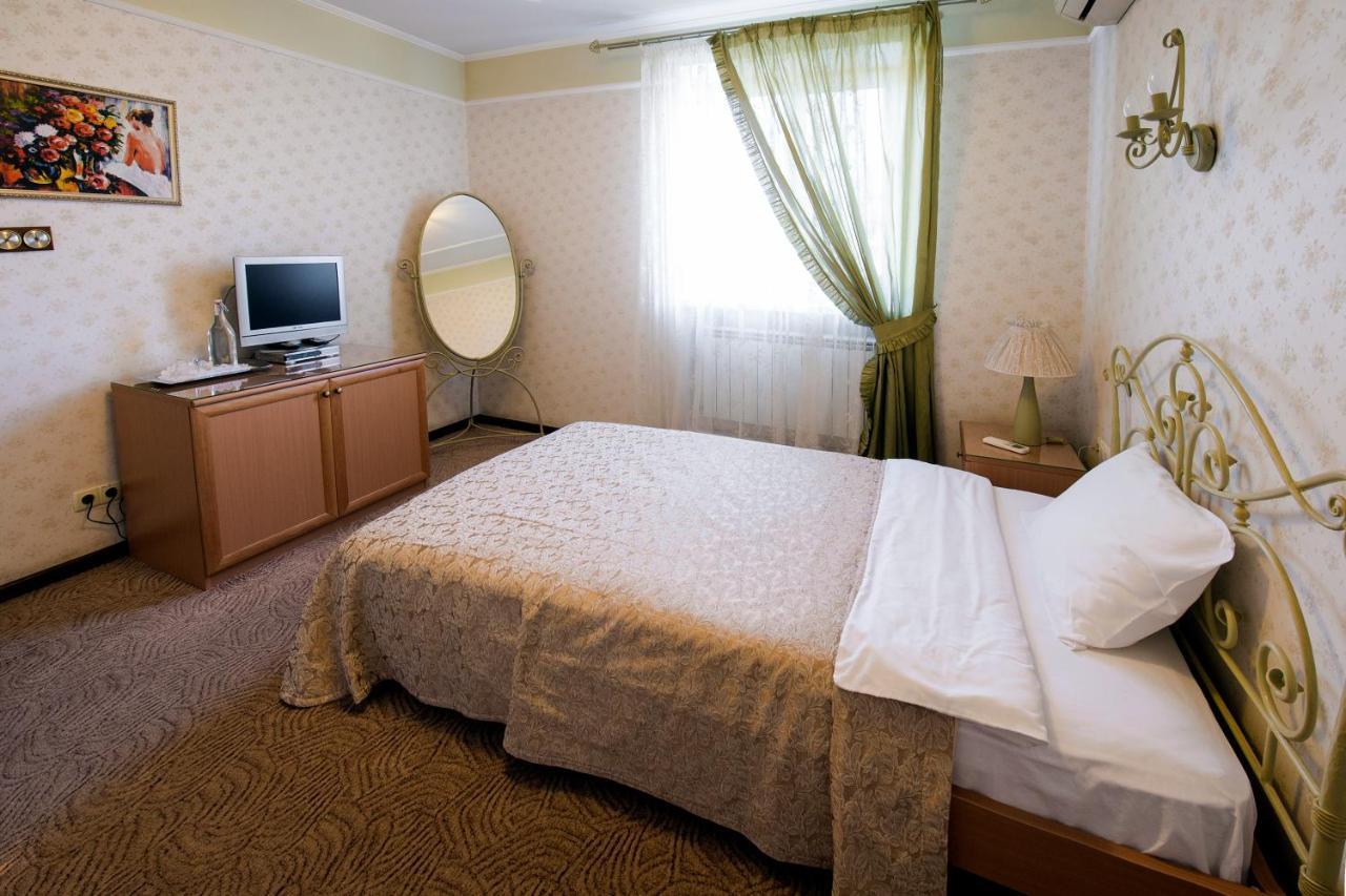 Oselya Hotel Kyiv Exterior photo