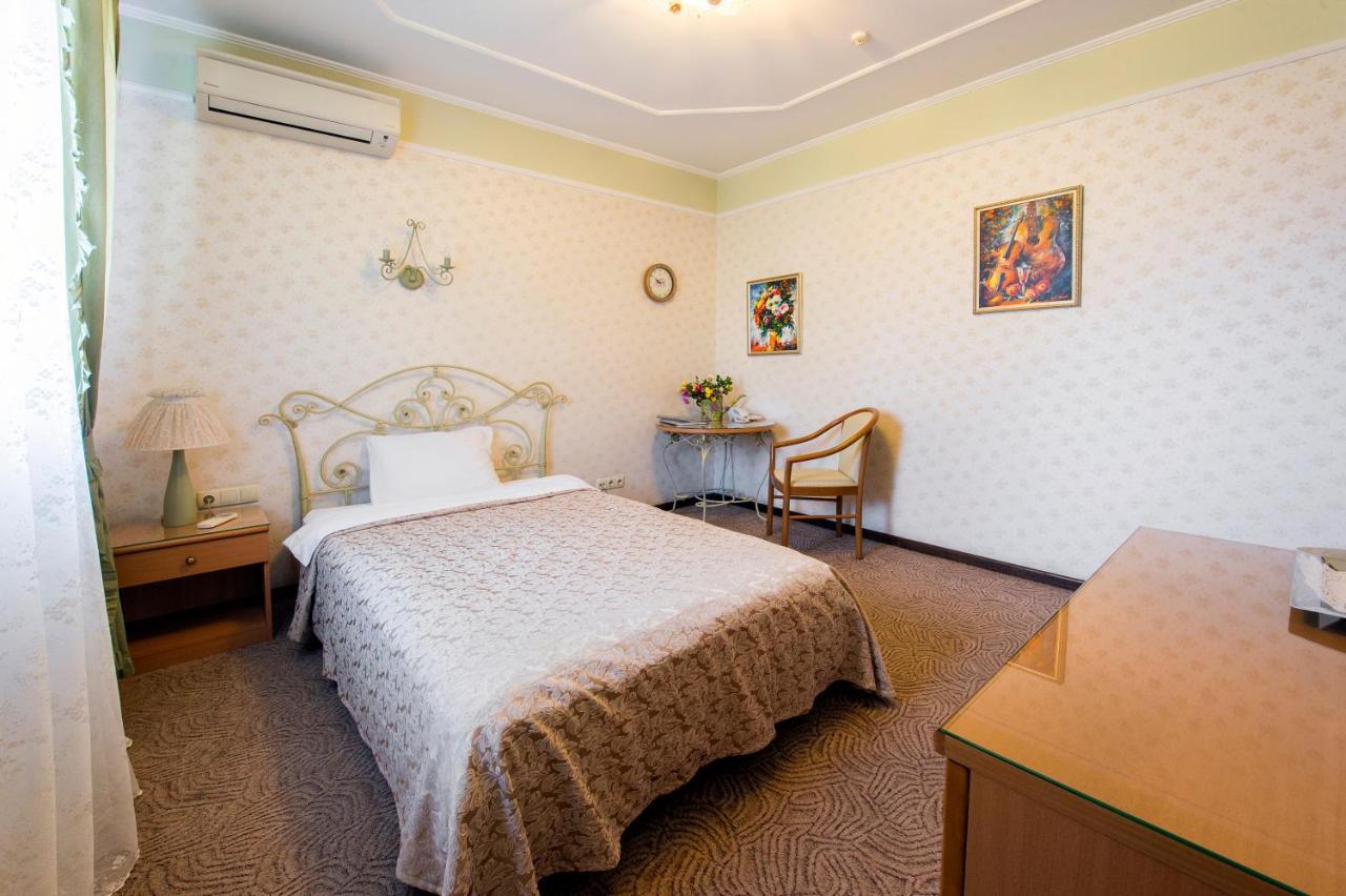 Oselya Hotel Kyiv Exterior photo