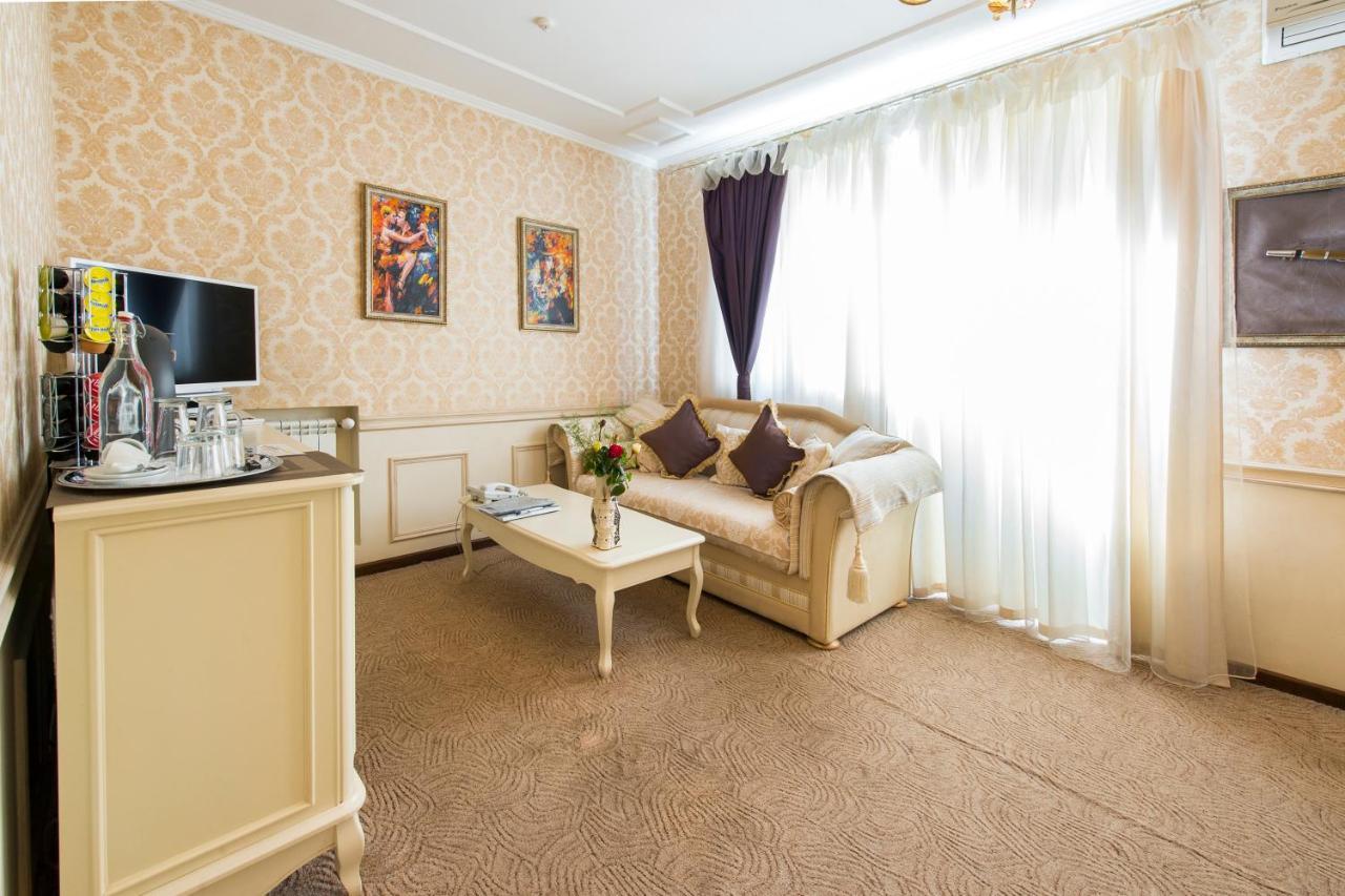 Oselya Hotel Kyiv Exterior photo