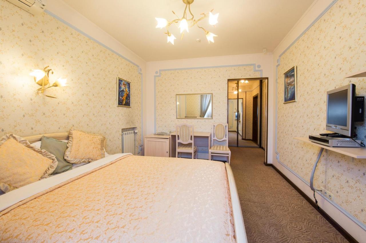 Oselya Hotel Kyiv Exterior photo